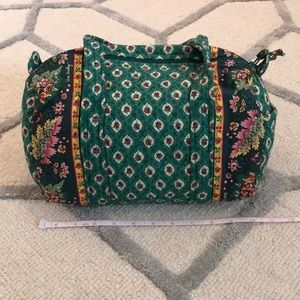 Vera Bradley retired print barrel bag